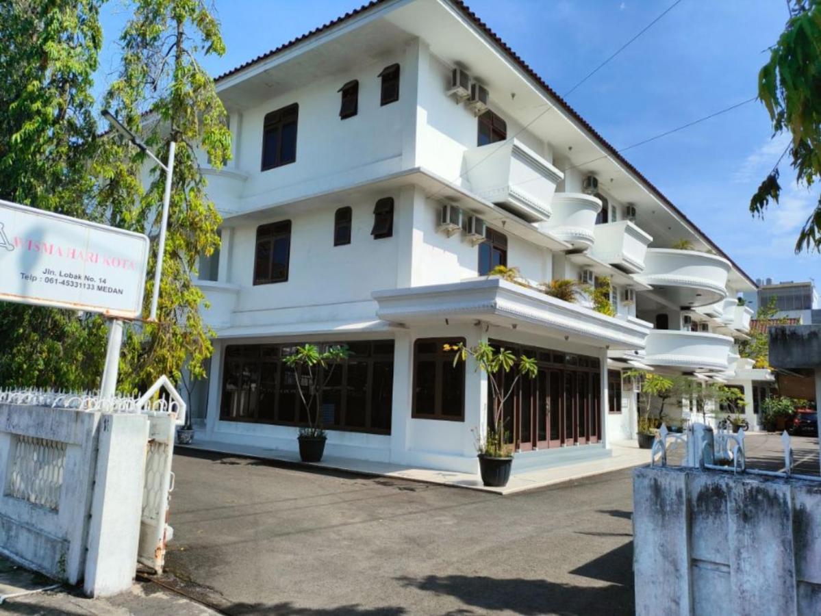 Wisma Hari Kota Medan Luaran gambar